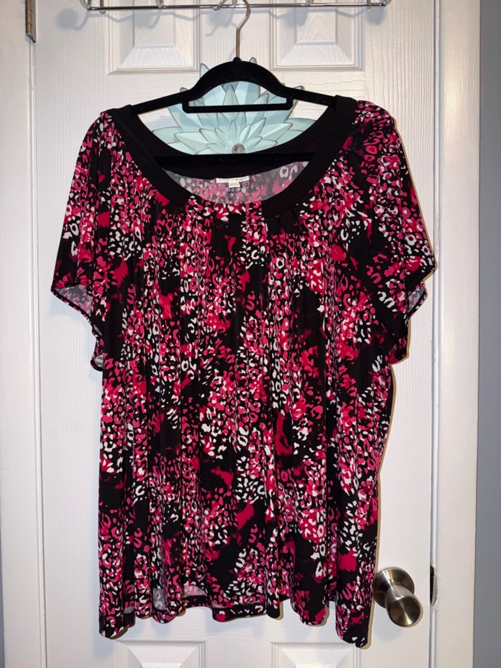 Flutter Sleeve Cheetah Print Blouse